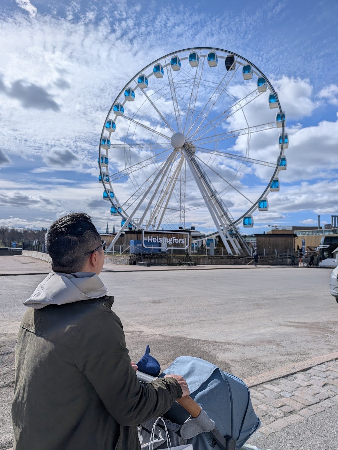 The SkyWheel by the harbour